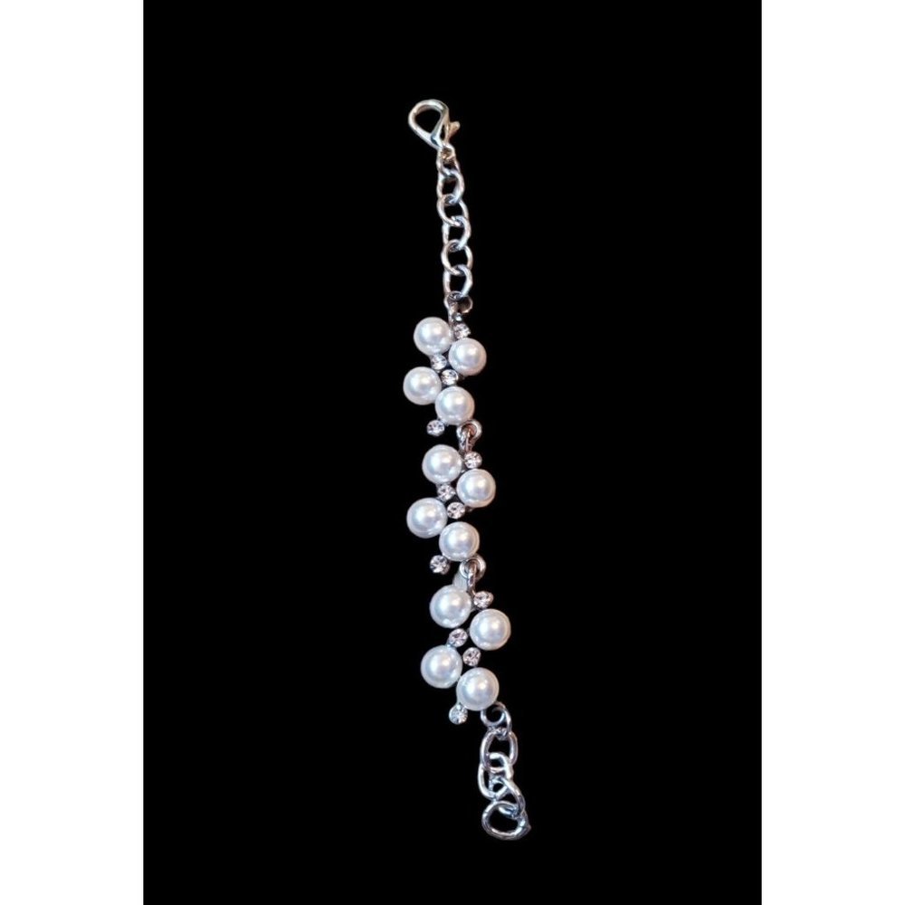 Silver Tone Faux Pearl Gemstone Cluster Bracelet 7"